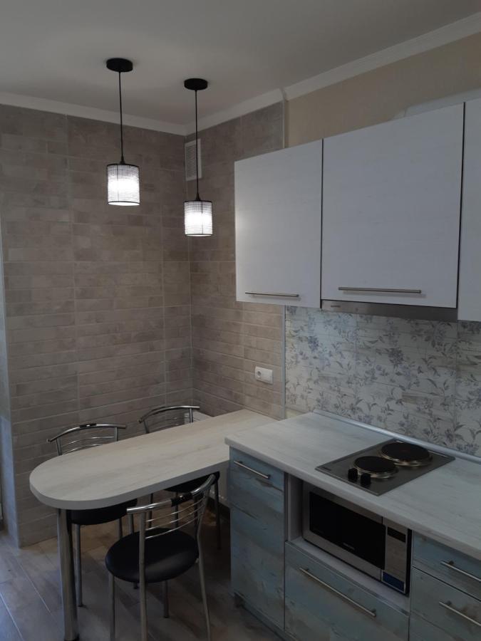 Apartment Near Stadio Metalist Kharkiv Extérieur photo